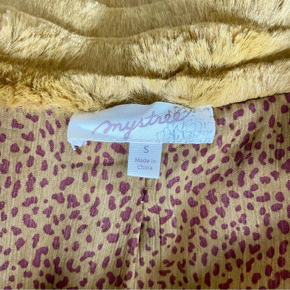 Mystree Faux Fur Mustard Colored Full Zipper Coat Jacket - Picture 5 of 6